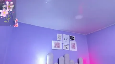 dahiana_boobs live act
